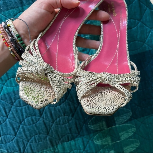 Kate Spade New York Lolita Platinum Speckled Leather Ankle Strap Sandals Sz 10B - Picture 9 of 16